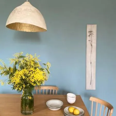 Apartmán T2 Lumineux, Nature Et Deconnexion, Gare A 6 Min Le Vésinet